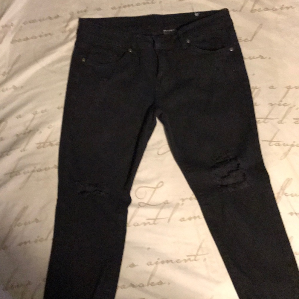 Black Distressed Jeans